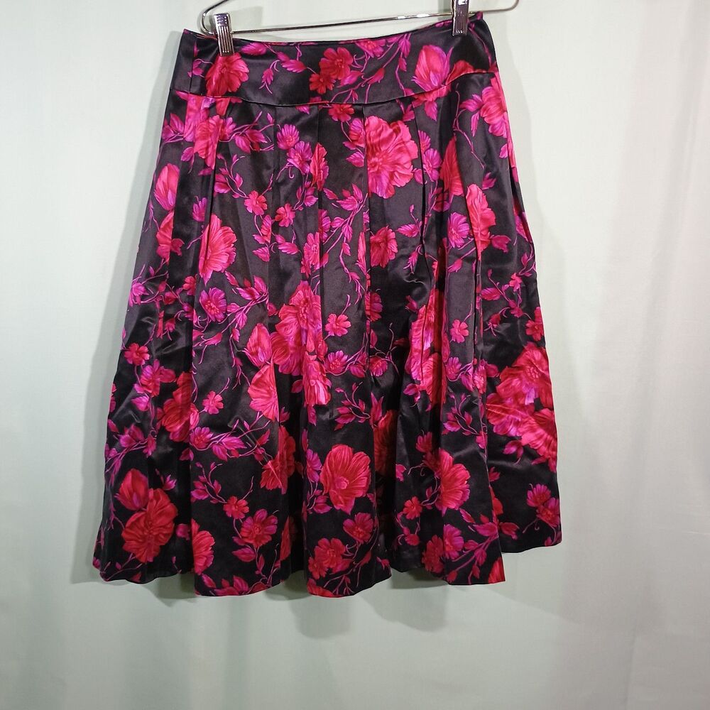 Women’s Black Pink Floral A-Line Skirt – Pleated Knee Length Dressy Skirt